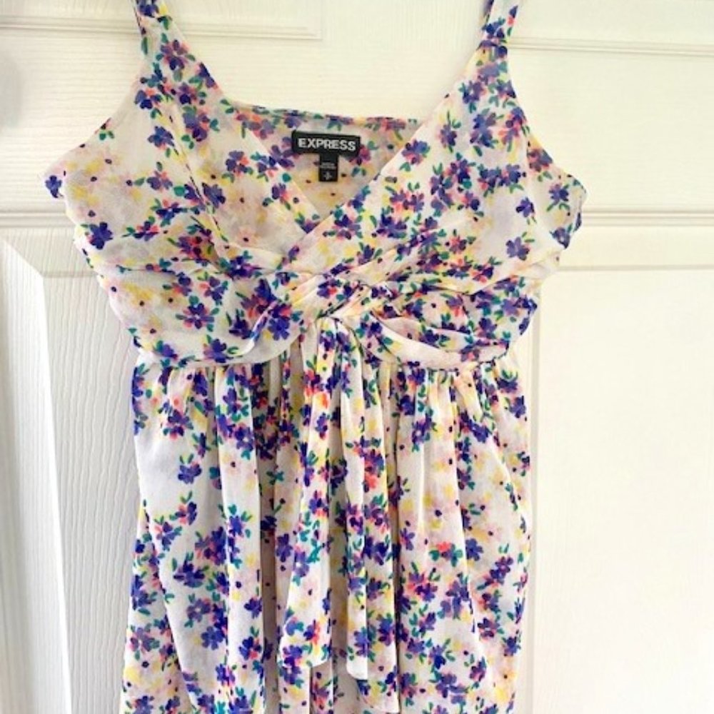 Express floral V-neck tank top